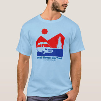 Camiseta grande de la yarda rv de la pequeña casa