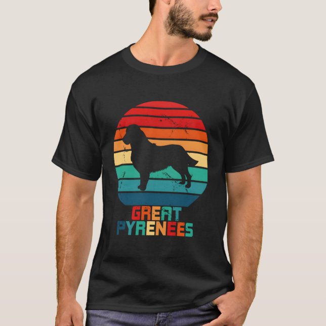 Camiseta Grandiosos Pirineos rellenos de perros de silueta  (Anverso)