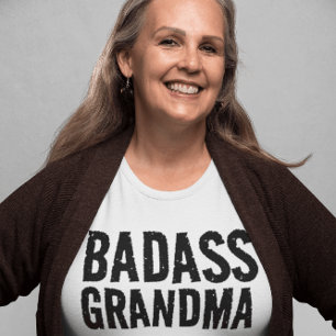 CAMISETA GRANDMA BADASS T-SHIRT