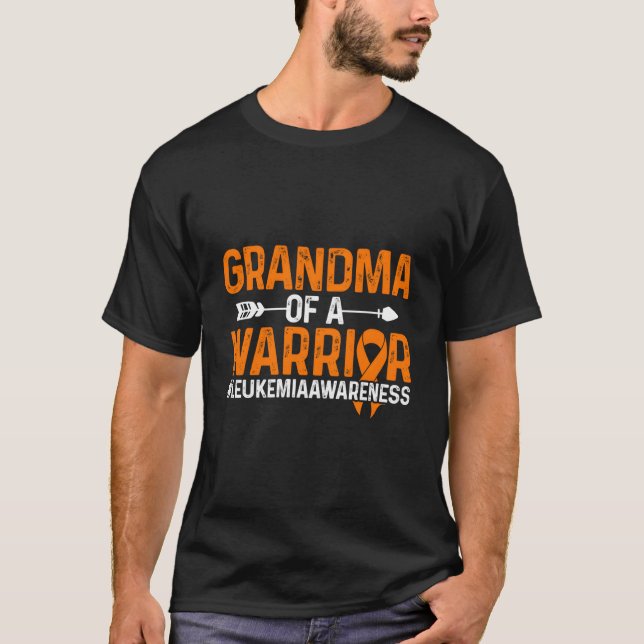 Camiseta Grandma Of A Warrior Leukemia Grandma Of A Leukemi (Anverso)