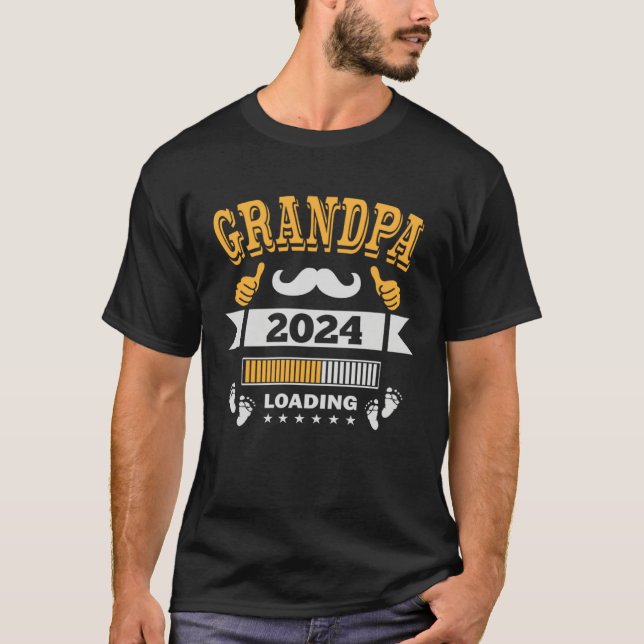 Camiseta Grandpa 2024 Loading Soon To Be Dad Pregnancy Anno (Anverso)