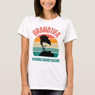Camiseta Grandtifa Grandma against fascist  anti Trump