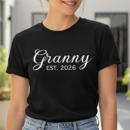 Camiseta Granny Est 2026 Pregnancy Announcement New Grandma