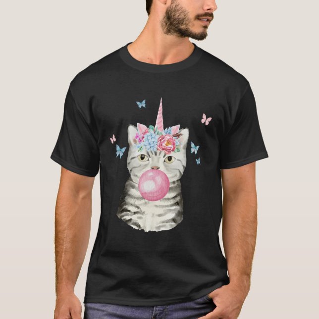 Camiseta Gray Tabby Tiger Cat With Bubblegum Unicorn Happy  (Anverso)