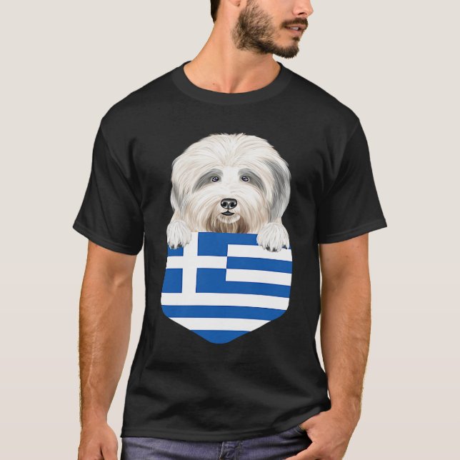Camiseta Greece Flag Old English Sheepdog Dog In Pocket (Anverso)