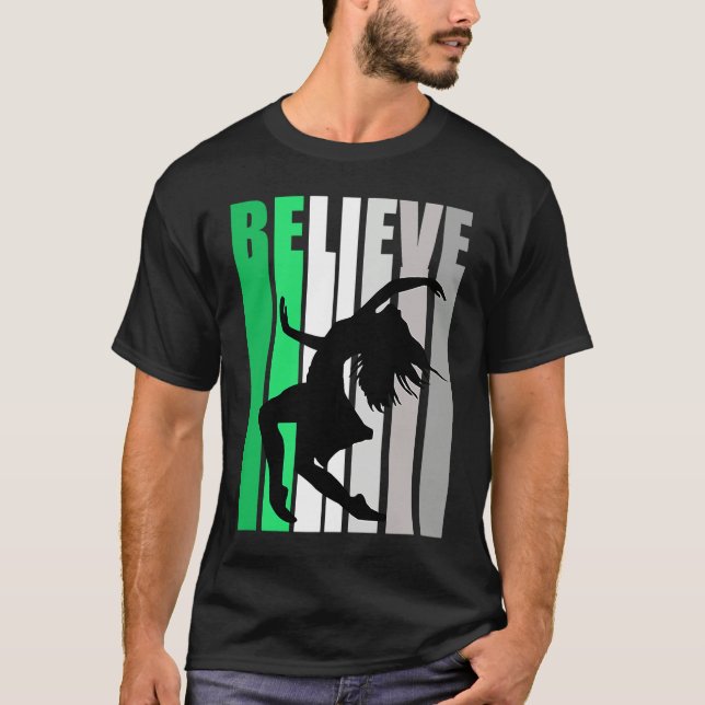 Camiseta Green Believe Motivating Girls Dance Retro Graphic (Anverso)