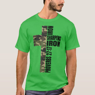 Camiseta Green Camo Iron Sharpens Iron Christian Cross Fami
