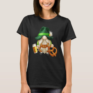 Camiseta Green Gnome Holding Irish Beer And Shamrock St Pat