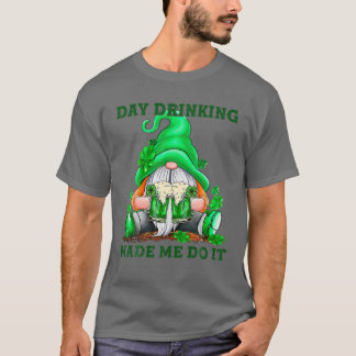 Camiseta Green Irish Gnome Holding Beer St Patrick Gnome
