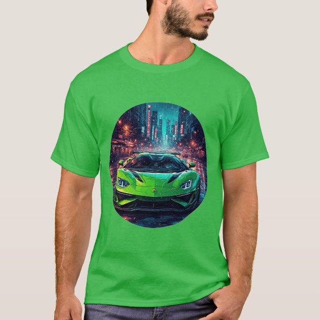 Camiseta Green Sports Car on Rainy Neon Street (Anverso)