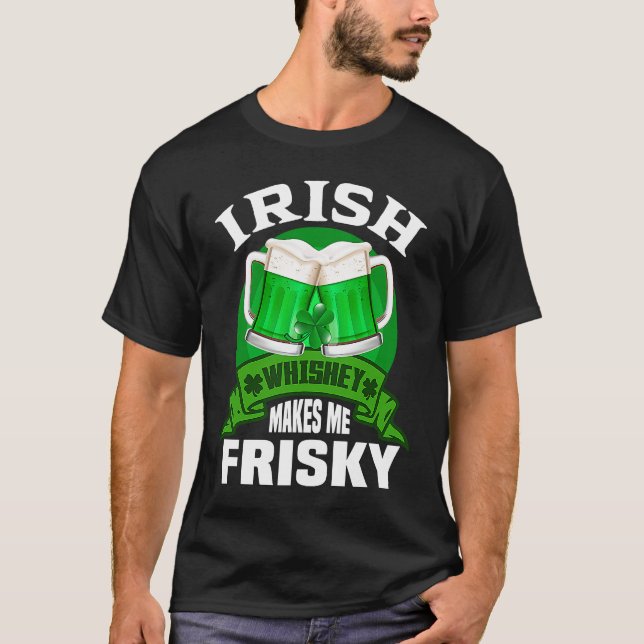 Camiseta Green St Patrick's Day pajamas Irish Whiskey Makes (Anverso)