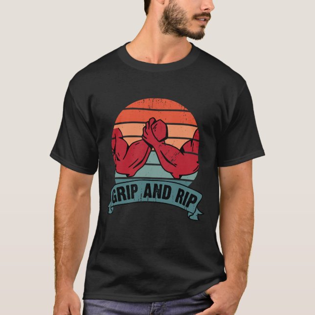 Camiseta Grip Y Rip Arm Lucha A Papá (Anverso)