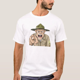 Camiseta Grito enojado del sargento de taladro del ejércit