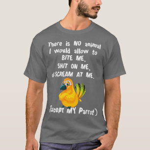 Camiseta Gritos de loro mordeando de paracaídas de Sun Conu