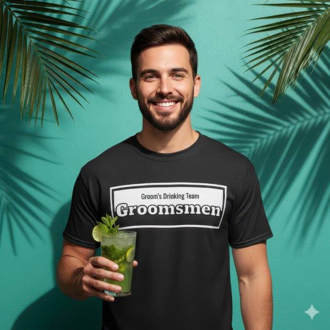 Camiseta Groomsmen Groom's Drinking Team Humorous Bachelor  (Funny Best Man Groom's Drinking Team Wedding T-Shirt)