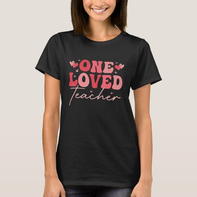 Camiseta Groovy 100 Days of School One Loved Teacher Valent (Anverso)