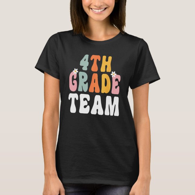 Camiseta Groovy 4th Grade Team Teacher Student  Back To Sch (Anverso)