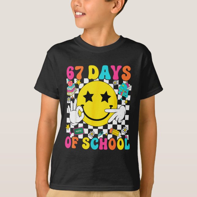 Camiseta Groovy 67th Day Of School 67 Meme Teacher Boy Girl (Anverso)