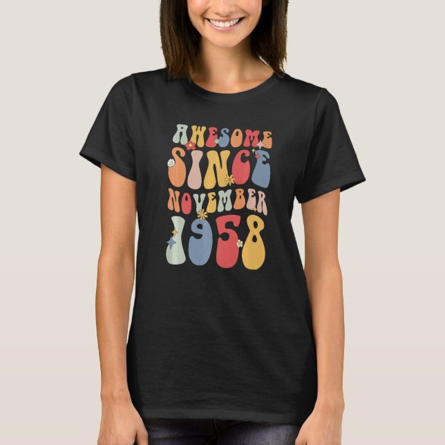 Camiseta Groovy Awesome Since November 1958 Retro  64th (Anverso)