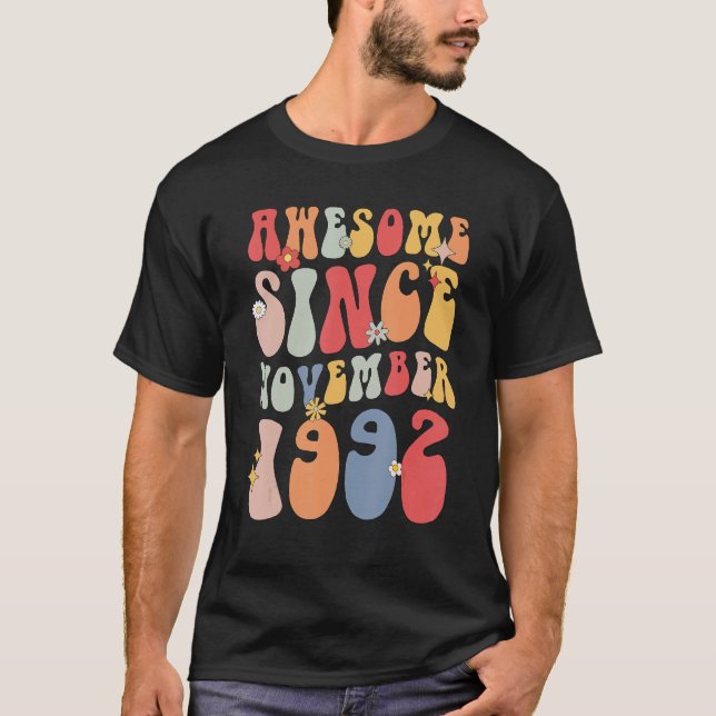 Camiseta Groovy Awesome Since November 1992 Retro  30th (Anverso)