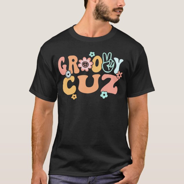 Camiseta Groovy Cuz Primo Que Coincide Con Familia 1er Cump (Anverso)