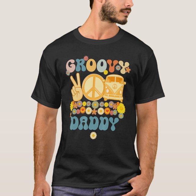 Camiseta Groovy Daddy Retro Matanza de Baby Shower de famil (Anverso)