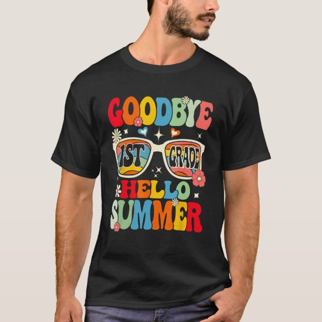 Camiseta Groovy Goodbye 1st Grade Graduation Hello Summer K (Anverso)