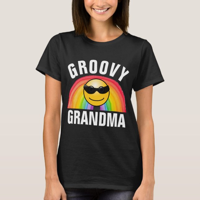 CAMISETA GROOVY GRANDMA RAINBOW T-SHIRS (Anverso)