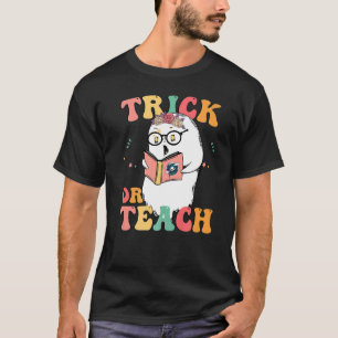 Camiseta Groovy Halloween Enfoque de profesores Retro Spook
