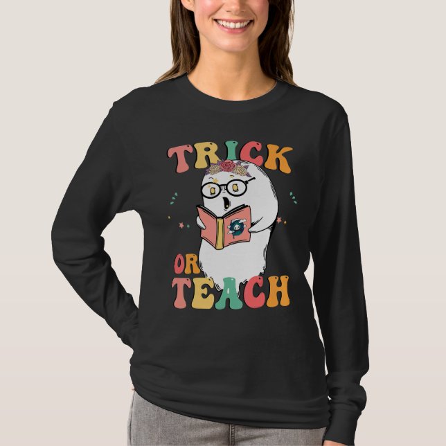 Camiseta Groovy Halloween Teacher Outfits Retro Spooky Ghos (Anverso)