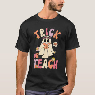 Camiseta Groovy Halloween Trick O Teach Retro Floral Ghost