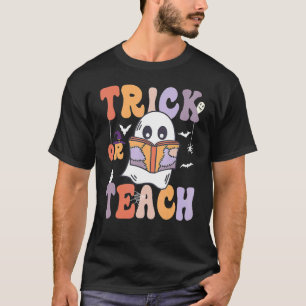 Camiseta Groovy Halloween Trick o Teach Retro Floral Ghost