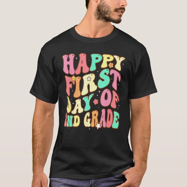 Camiseta Groovy Happy First Day of 2nd Grade Welcome Back t (Anverso)