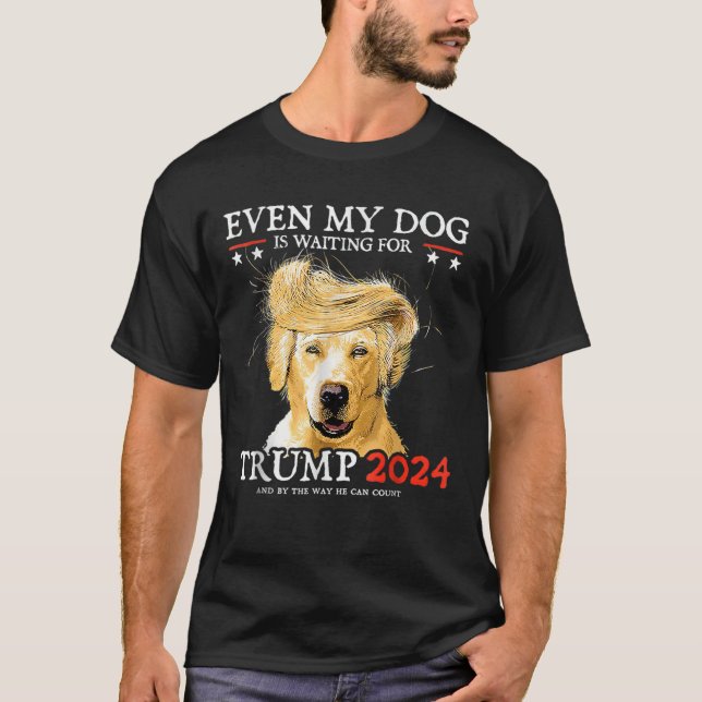 Camiseta Groovy Hasta Mi Perro Está Esperando A Trump 2024  (Anverso)