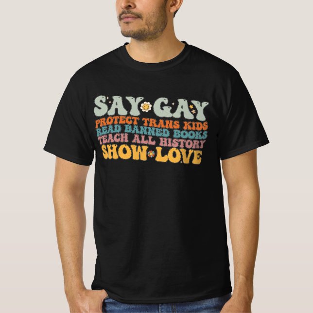 Camiseta Groovy LGBT dice Gay Protect Trans Kids Leer libro (Anverso)