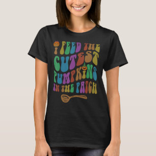 Camiseta Groovy Lunch Lady Yo Alimento Las BOMBAS MÁS BONIT