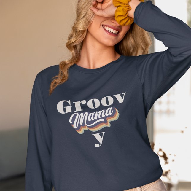 Camiseta Groovy mama retro día de la madre (Subido por el creador)