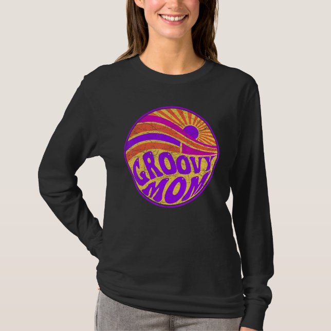 Camiseta Groovy Mom 70s Aesthetic Nostalgia 1970's Retro Mo (Anverso)