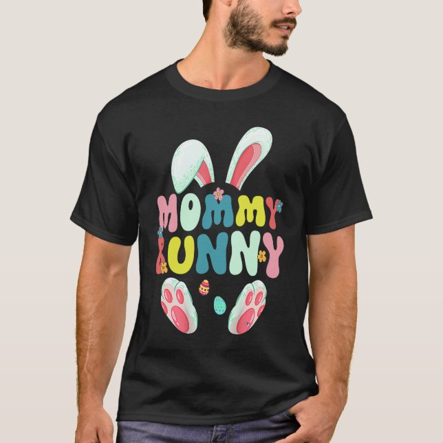 Camiseta Groovy Mommy Bunny Cute Matching Family Easter (Anverso)