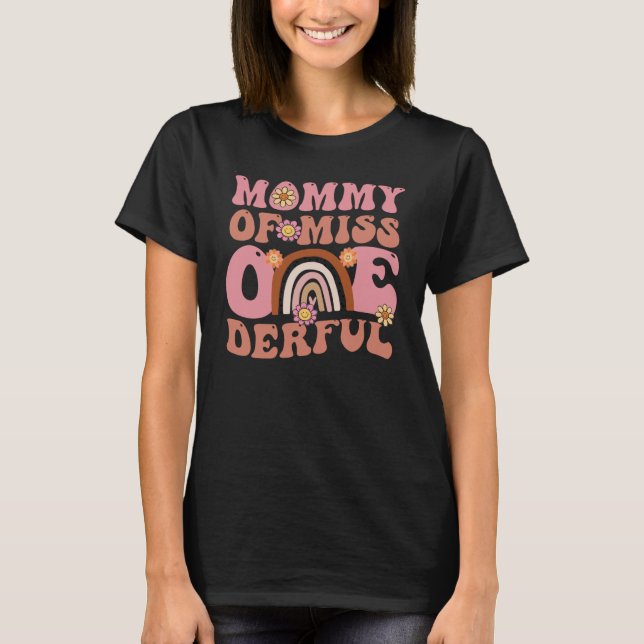 Camiseta Groovy Mommy of Miss Onederful 1st Bday Boho Rainb (Anverso)