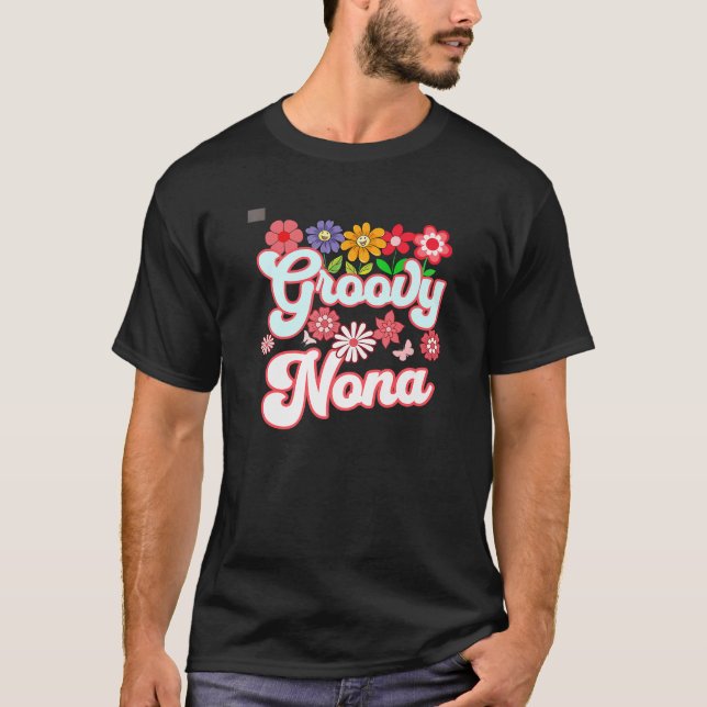 Camiseta Groovy Nona Floral Hippie Retro Daisy Flor Mola (Anverso)