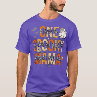 Camiseta Groovy One Spooky MamaTee Leopard Women Witch Mom