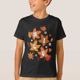 Camiseta Groovy Otoño Enfermera de la NICU Maple Leaf Cae V