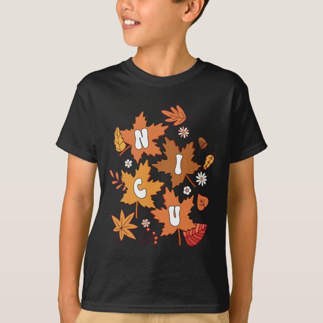 Camiseta Groovy Otoño Enfermera de la NICU Maple Leaf Cae V (Anverso)