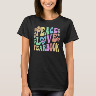 Camiseta Groovy PAZ AMOR ANUARIO Retro Club Literario Edi