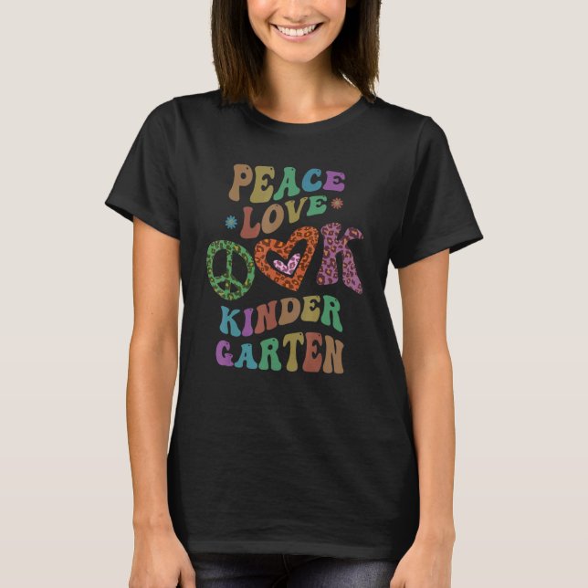 Camiseta Groovy PEACE LOVE KINDERGARTEN Leopard Print Kinde (Anverso)