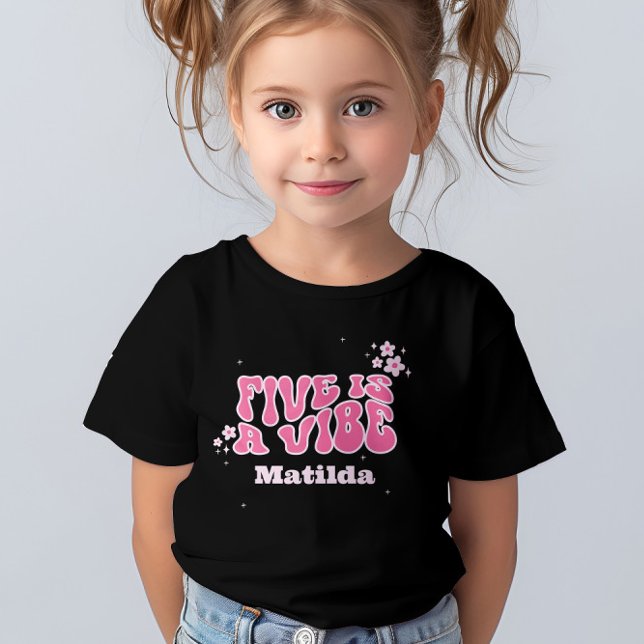 Camiseta groovy rainbow 5 es una vibra rosa margarita retro (Subido por el creador)