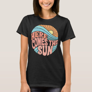 Camiseta Groovy Rosa Retro Aquí Viene La Familia De Verano 