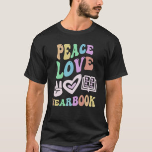 Camiseta Groovy Sc Editor de Retro para PEACE LOVE YEARBOOK
