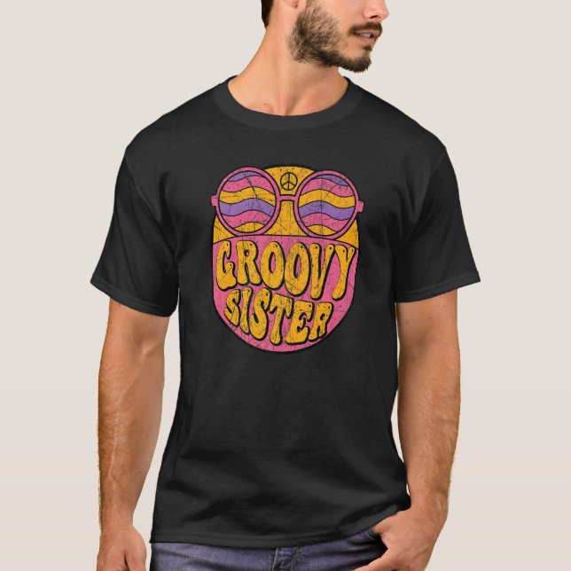 Camiseta Groovy Sister 70s Aesthetic Nostalgia 1970's Retro (Anverso)